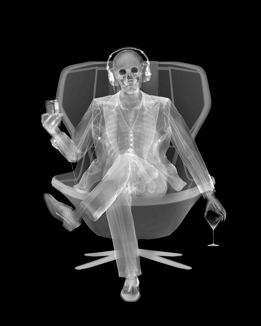 Easy Listener (Matte Black & White) - Image 3