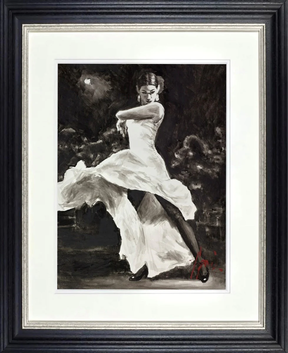 Flamenca En Blanco