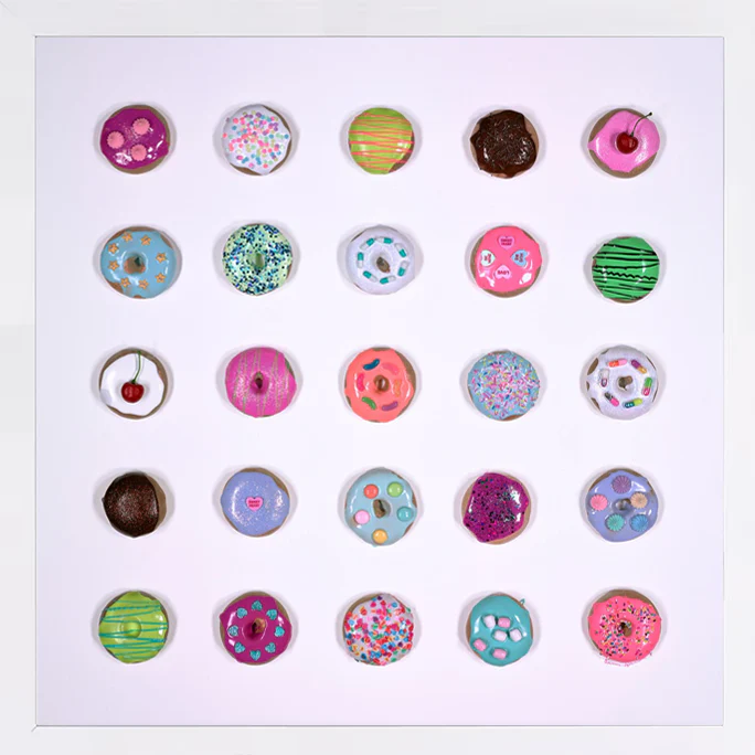 Glazed Happiness (25 Donuts)